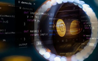 扶余 api php源码,下载的php源码怎么运行呢？